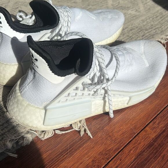Pharrell Human Adidas Shoes ALL WHITE - Comes with Black Laces and Original Box - Picture 7 of 8